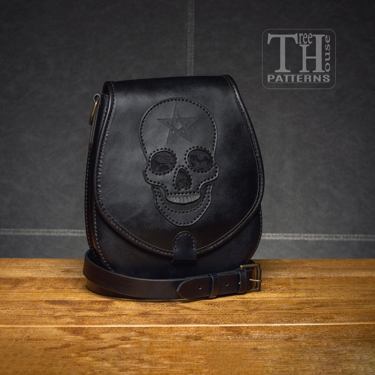 Leather Skull Crossbody Bag Pattern – PDF & DXF Gothic Template SVG